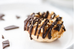 Baked "Snickers" Donuts